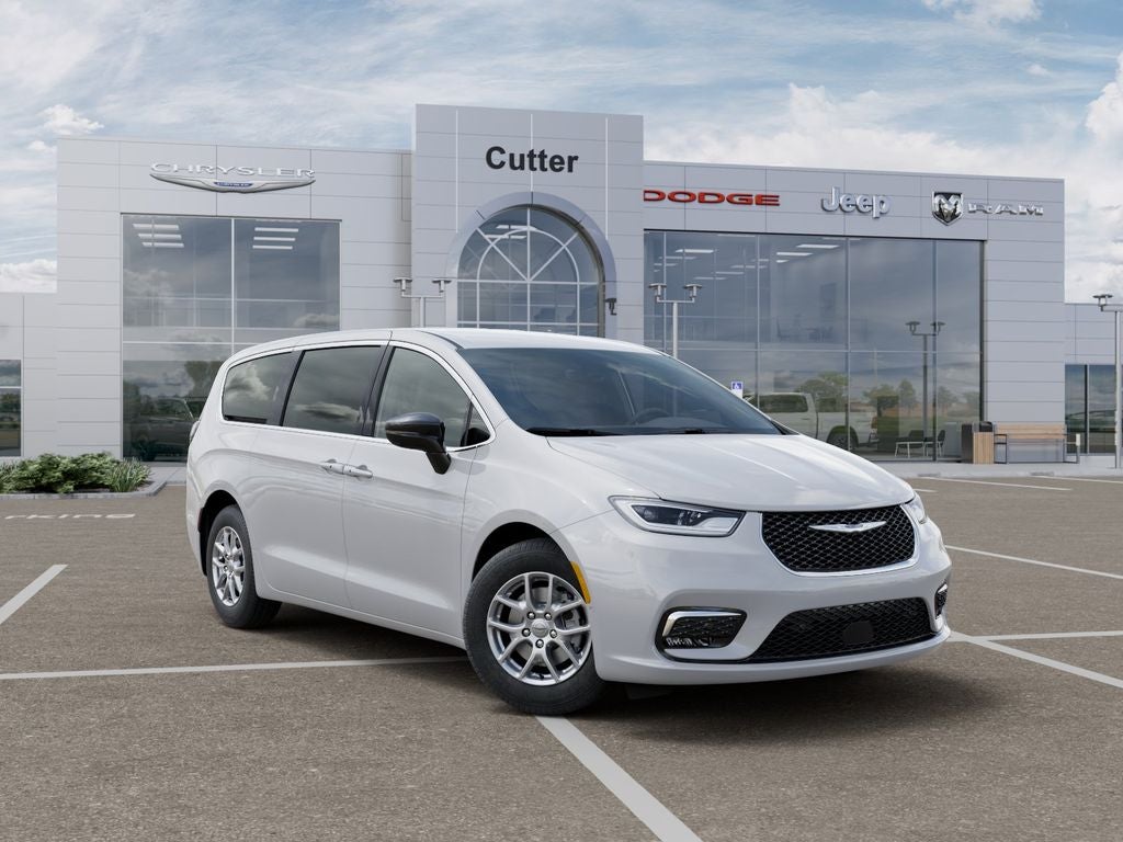 2026 Chrysler Pacifica — detail view